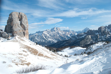 Fototapeta na wymiar The Cinque Torri in Cortina d'Ampezzo, a splendid winter day