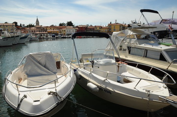 Fototapeta premium Marina in einer Stadt in Kroatien