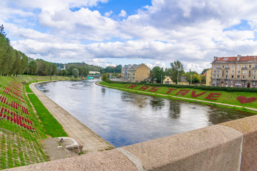 Fototapeta na wymiar River Neris in the Lithuanian capital city of Vilnius