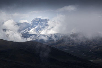 Fototapeta na wymiar Mountain Mist Andes