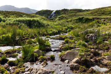 Fototapeta na wymiar Waterfall Isle of Skye