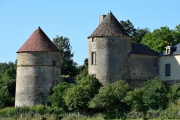 Fototapeta na wymiar Château de Montigny sur Cane 