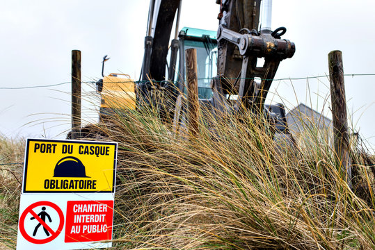 panneau de s&eacute;curit&eacute; sur un chantier