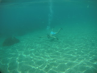 Snorkel en aguas cristalinas en los Acantilados de Maro-Cero Gordo (Nerja), Andalucia.