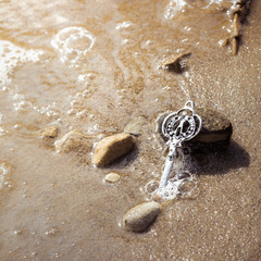 Key to the lake sand