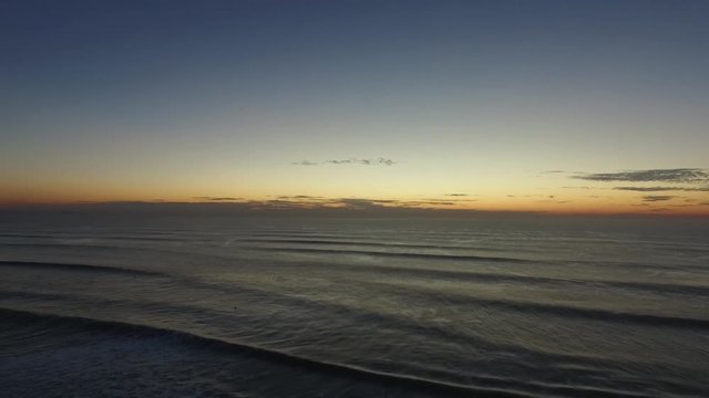 
00:03 | 00:17
1&times;

waves crashing at surf spot