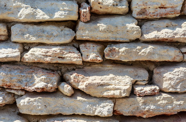 Masonry walls of stone