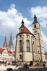 Fototapeta na wymiar Regensburg, Neupfarrkirche und Dom St. Peter