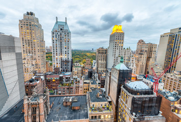 Fototapeta premium Buildings of New York City at night
