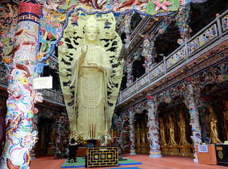 The Lin Phuoc pagoda in the Vietnamese city of Dalat. In one of the halls of the pagoda reigns, sculpture of the goddess of mercy, Guan Yin made from jade: patroness of women, protection from all sort