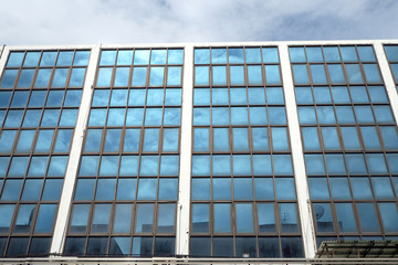 Fototapeta na wymiar glass building
