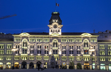 Fototapeta na wymiar Trieste, square, at dusk, Italy, Friaul-Julian Venetia, Triest