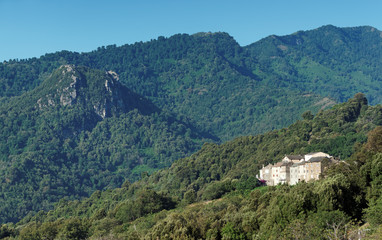Fototapeta na wymiar Village de Costa verde en haute Corse