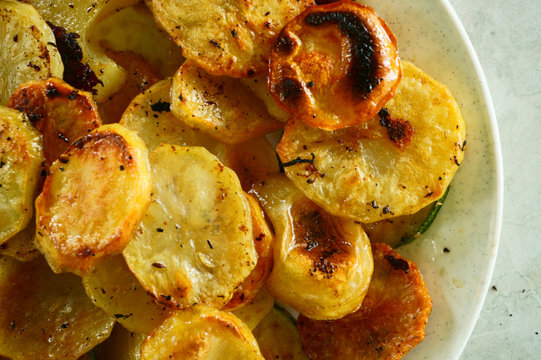 homemade fried potatoes chips