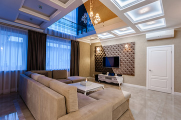 Fototapeta premium Hi-tech house. Twilight and evening light