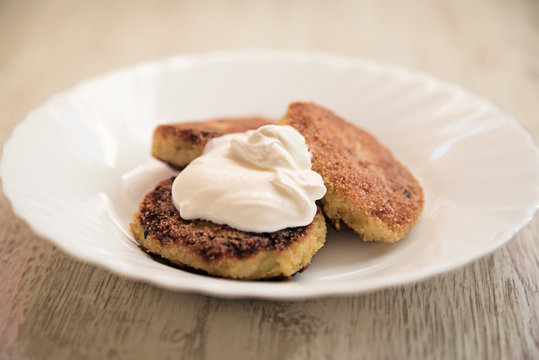 Vegetable cutlets / fritter / cackes