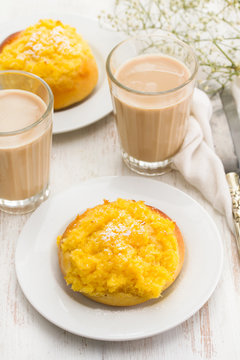 traditional portuguese bread pao de deus