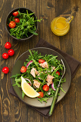 Salad with arugula and tuna. Diet food.