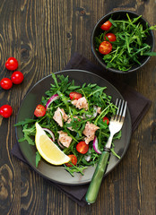 Salad with arugula and tuna. Diet food.