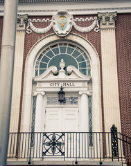 Obraz premium door with city hall 