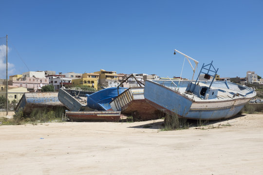 boats in lampedusa