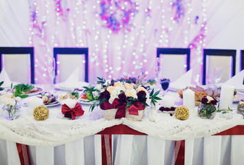 Wonderful decorations for newlyweds table