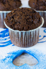 Chocolate muffin and heart