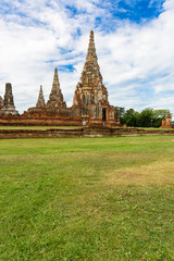 Naklejka premium Majestic ruins of 1629 Wat Chai Watthanaram built by King Prasat
