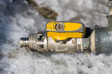 Gas valve