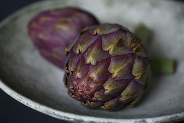 Fototapeta premium Artichoke in a bowl