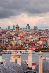Fotobehang Panoramisch uitzicht op de Galata-toren in Istanbul, Turkije © Olena Zn