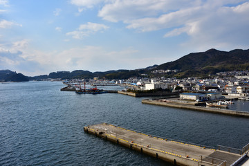 上から見た福良港(2017年1月)