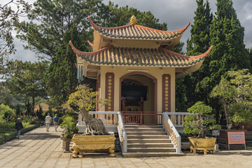Naklejka premium Temple near cable car in Da Lat town