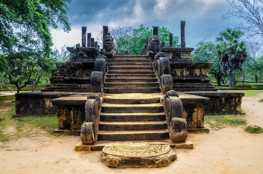 Polonnaruwa temple Sri Lanka