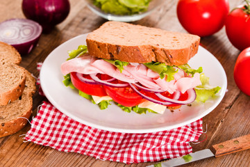 Sandwich bread. 