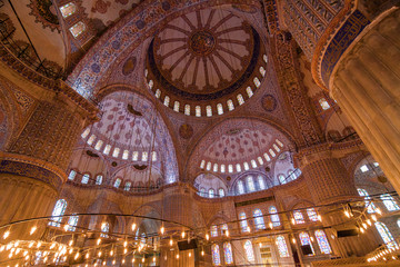 Fototapeta na wymiar Lights inside Blue mosque, Istanbul, Turkey.