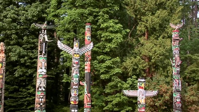 Totem Poles in Stanley Park Vancouver