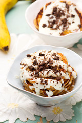 banana pancakes with cream cheese glaze