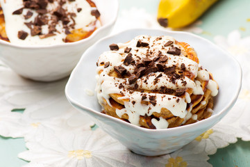 banana pancakes with cream cheese glaze