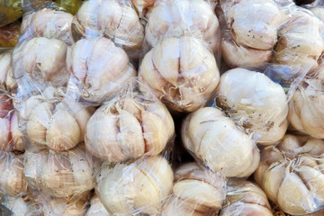 Sale of garlic at the village