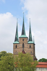 Fototapeta na wymiar Severikirche in Erfurt