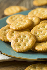 Round Salty Yellow Crackers