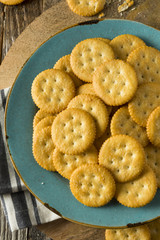 Round Salty Yellow Crackers