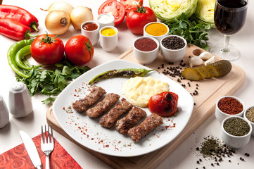 meat with many eating and good presentation 