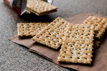 Crispy Rye Bread Crackers (low calories)