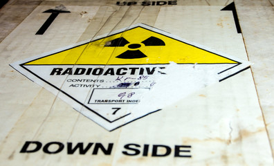 Radioactive material transport index at the transportation paper