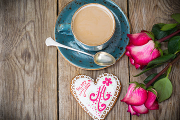 Breakfast to the birthday of coffee with milk and gingerbread wi