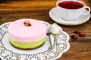 Raspberry Cheesecake Pistachio Nut on Sand-Based