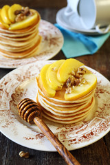 Pancake with honey, caramelized apples and walnuts