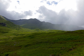 Fototapeta premium Regen in den Highlands Schottland